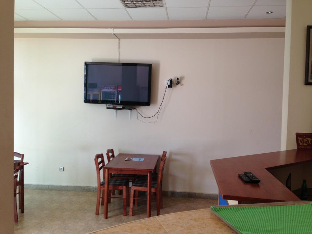 Femili Hotel Diveda سفيتي فلاس المظهر الخارجي الصورة